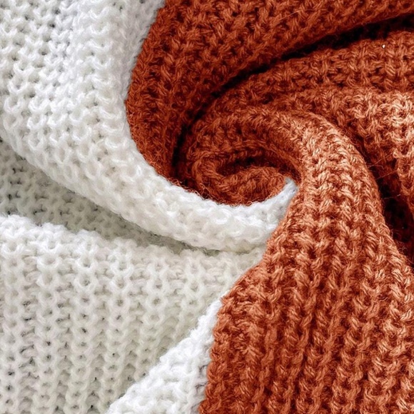 Plus Color Block Knit Long Sleeve Sweater Dress - Picture 4 of 6